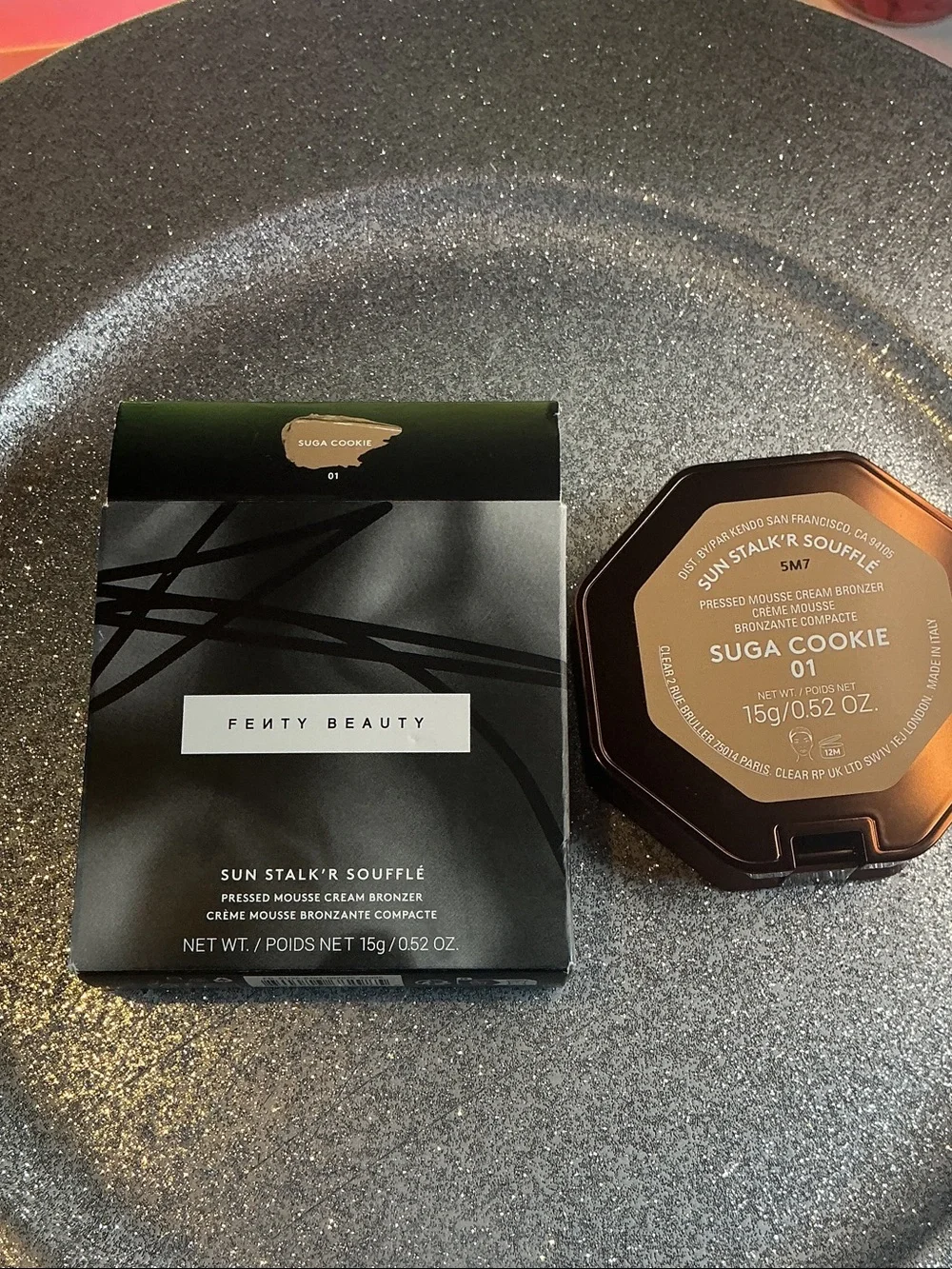 Fenty Beauty Sun Stalk'r Soufflé Pressed Mousse Cream Bronzer - Suga Cookie (01)